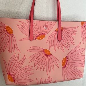 Kate Spade New York Molly Falling Flower Large Tote